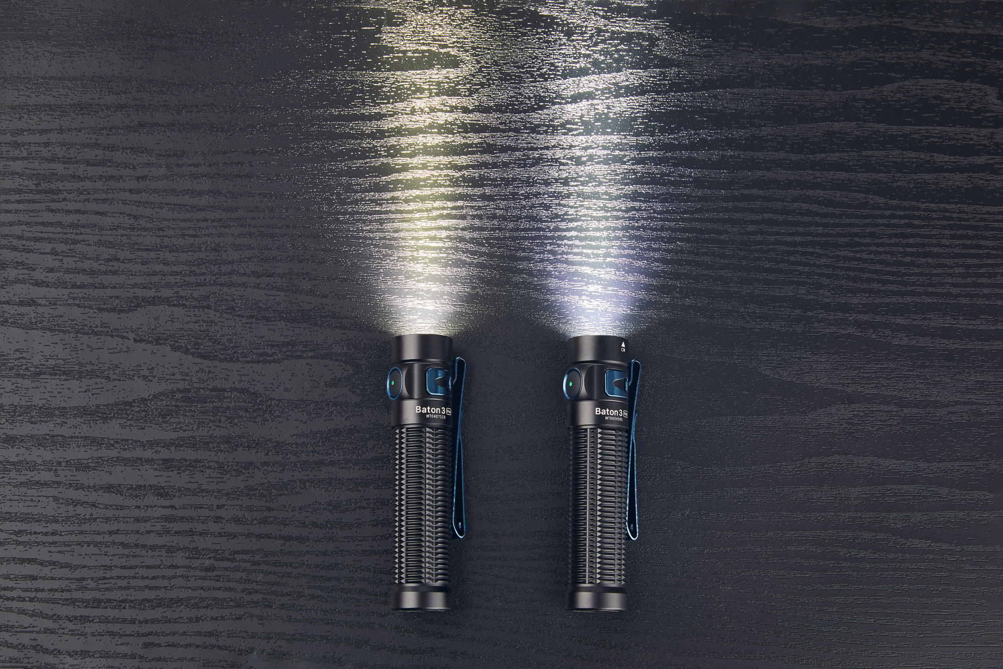  Cool White Flashlight and Neutral White Flashlight